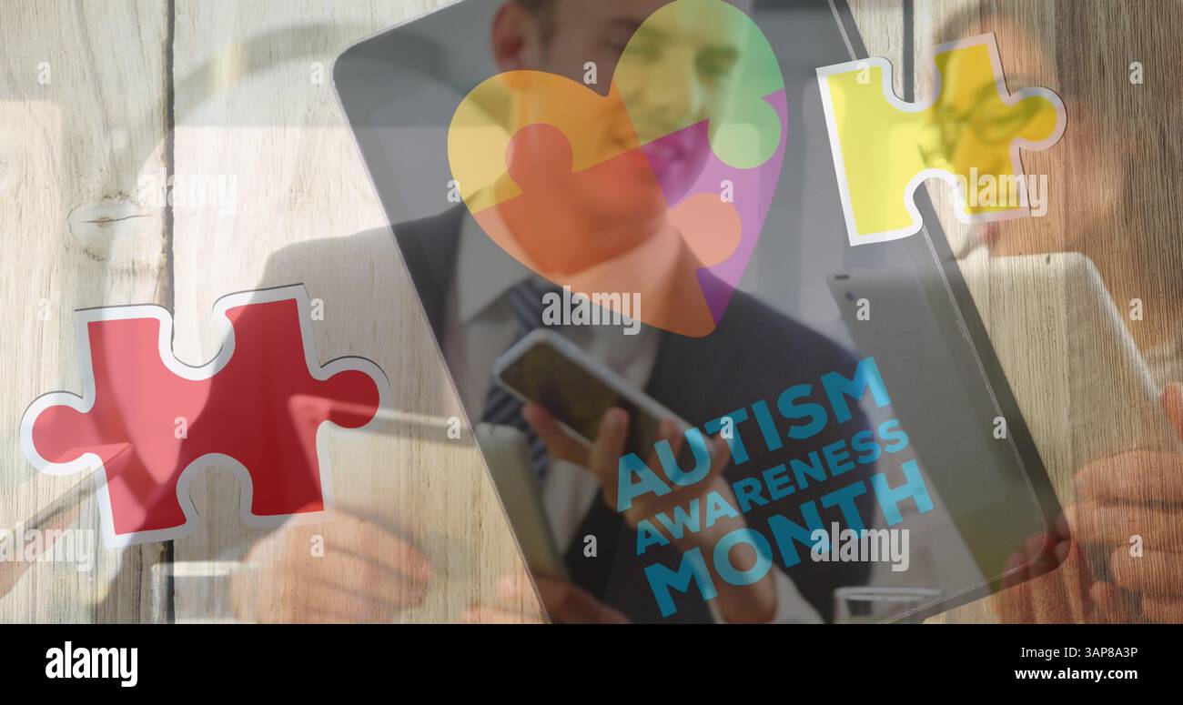 Image de pièces de puzzle colorées et de texte autiste sur des gens d'affaires utilisant des appareils numériques Banque D'Images