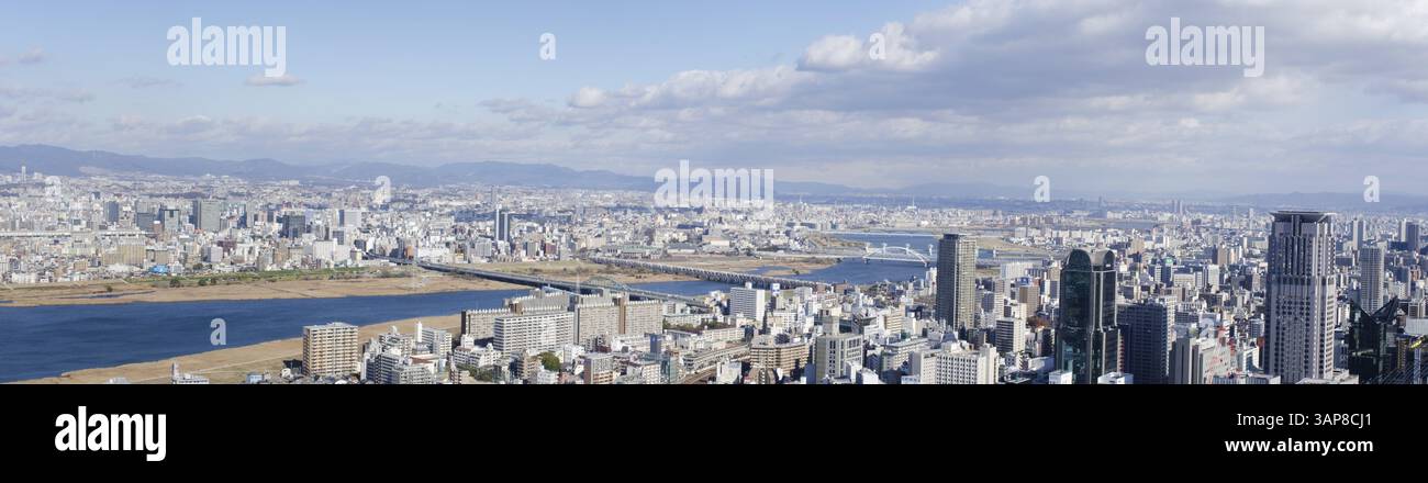 Vue panoramique d'Osaka et Toyonaka par une journée ensoleillée, Osaka, Japon, Asie Banque D'Images