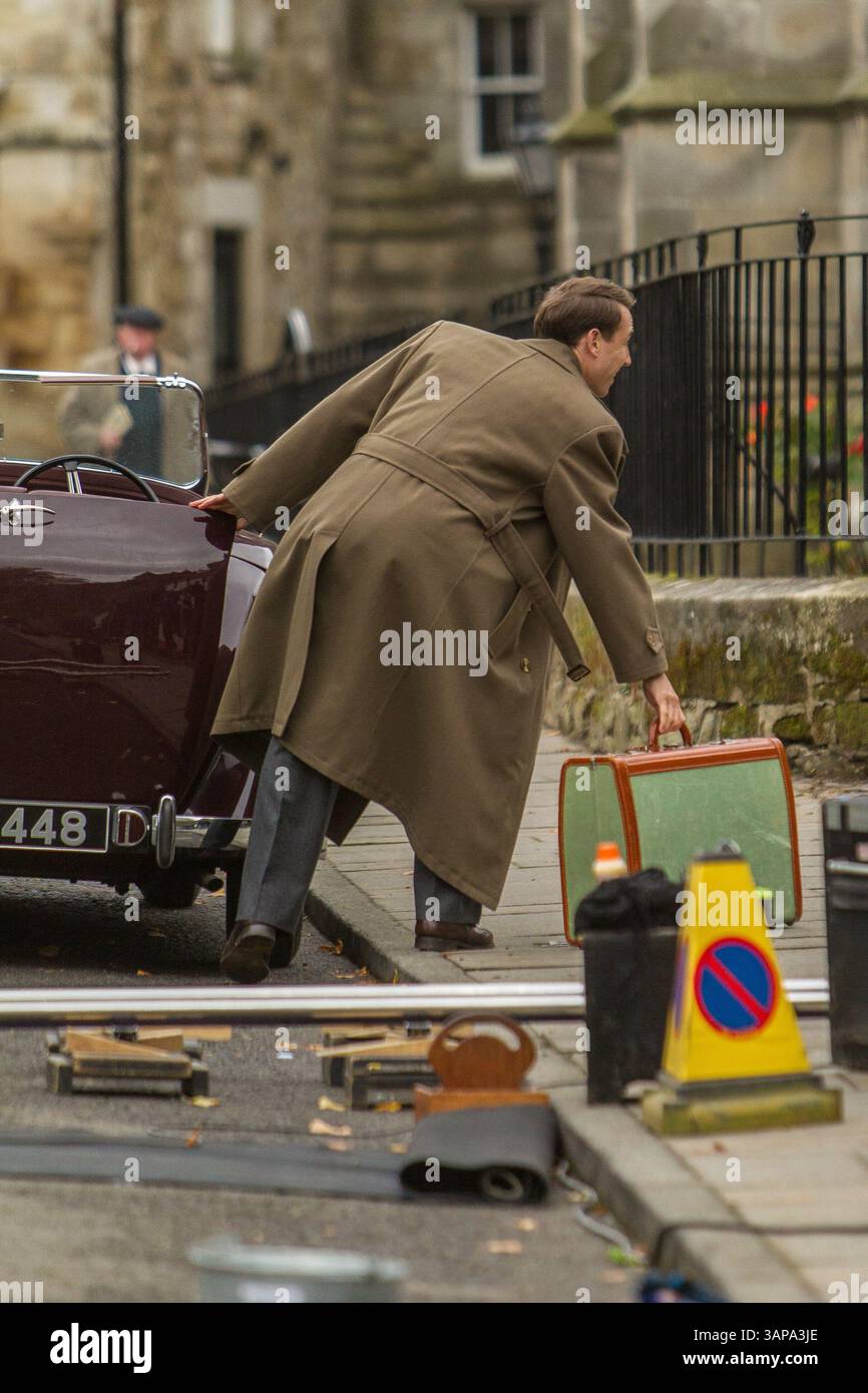 Tobias Menzies filme Outlander à Falkland, Fife Banque D'Images