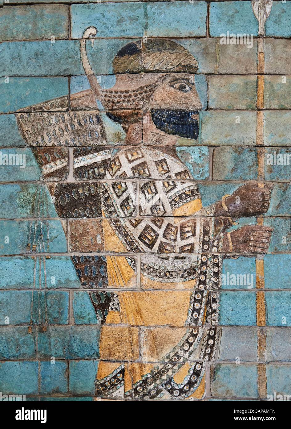 Panneaux en terre cuite vitrée colorés représentant des archers persans. Du règne de Darius 1er et du premier Empire persan ou achéménide vers 510 Banque D'Images