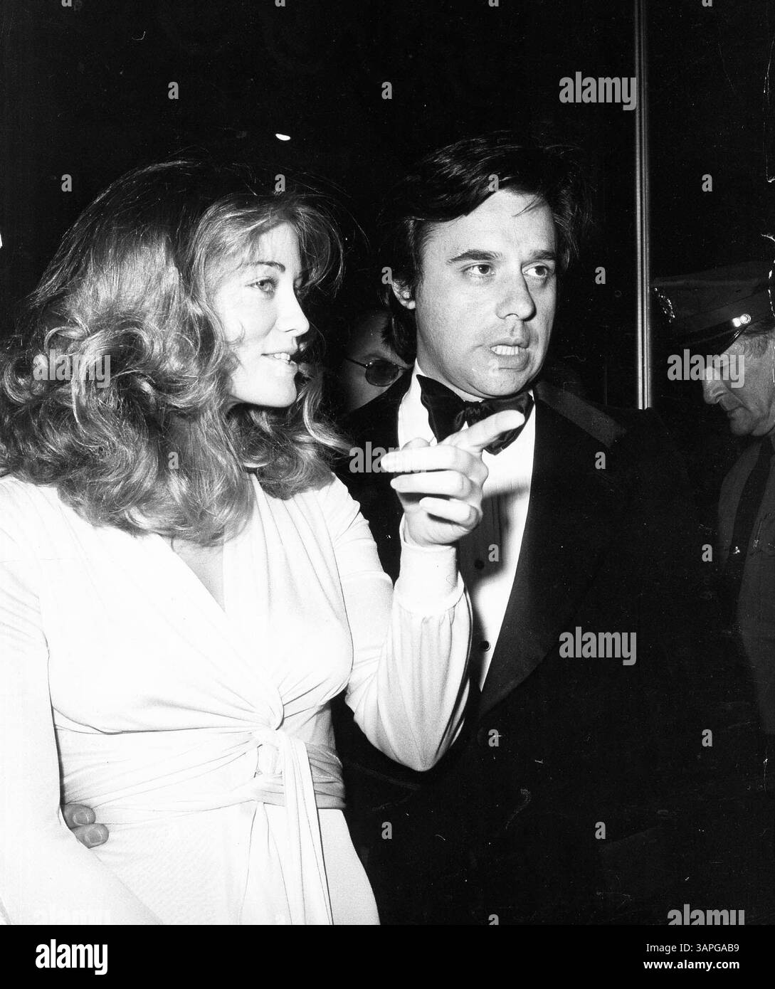 24 juin 2011 - CYBILL SHEPHERD avec Peter Bogdonovich à la 31e cérémonie annuelle des Golden Awards , Beverly Hills Hotel à Hollywood 1974.(Credit image : © Globe photos/ZUMAPRESS.com) Banque D'Images