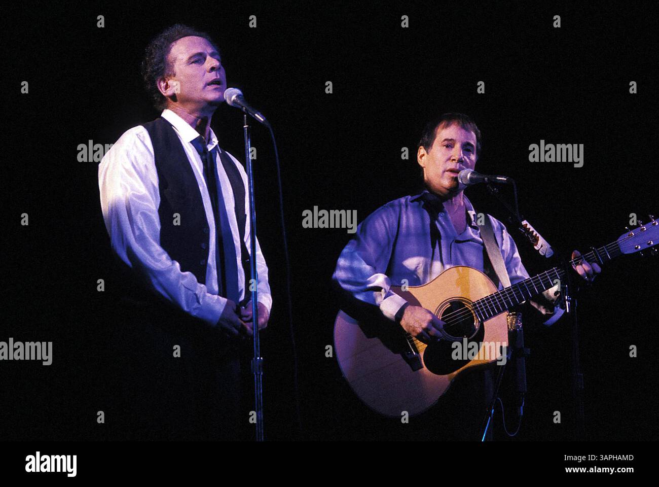 JANVIER 1, 2011 - L6589ST SD10001.SIMON ET GARFUNKEL EN CONCERT.. STEPHEN TRUPP / 1993(crédit image : © Globe photos/ZUMAPRESS.com) Banque D'Images