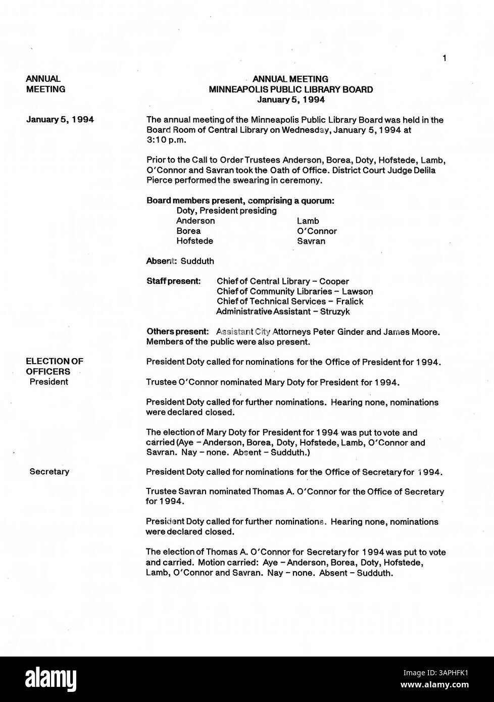 Ces procès-verbaux des réunions du conseil d’administration de la Bibliothèque publique de Minneapolis en 1994 détaillent les activités, les décisions et la gouvernance du conseil pour cette année. Banque D'Images