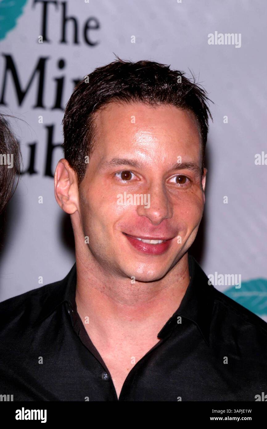 1er janvier 2011 - New York, New York, États-Unis - K30390JBB SD05022003.LE GALA DU JUBILÉ DE LA MENTHE AU DERBY DU KENTUCKY. CENTRE DE CONGRÈS INTERNATIONAL DU KENTUCKY.. / DAN GARDNER(crédit image : © John Barrett/Globe photos/ZUMAPRESS.com) Banque D'Images