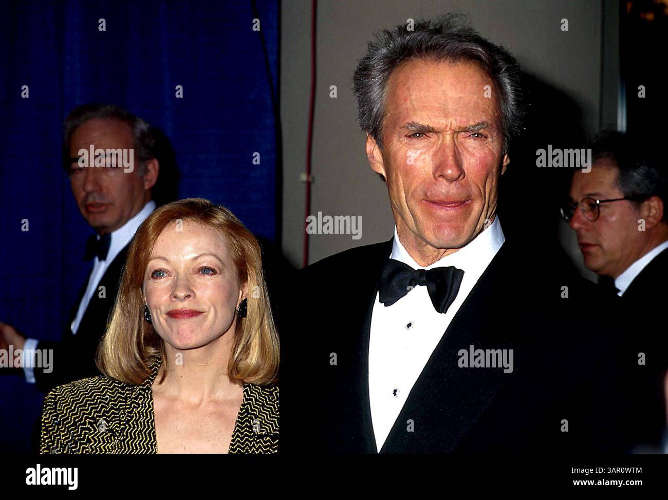 1ER JANVIER 2011 - L4712LR.FRANCES FISHER ET CLINT EASTWOOD. LISA ROSE/ 1993.CLINTEASTWOODRETRO(crédit image : © Globe photos/ZUMAPRESS.com) Banque D'Images