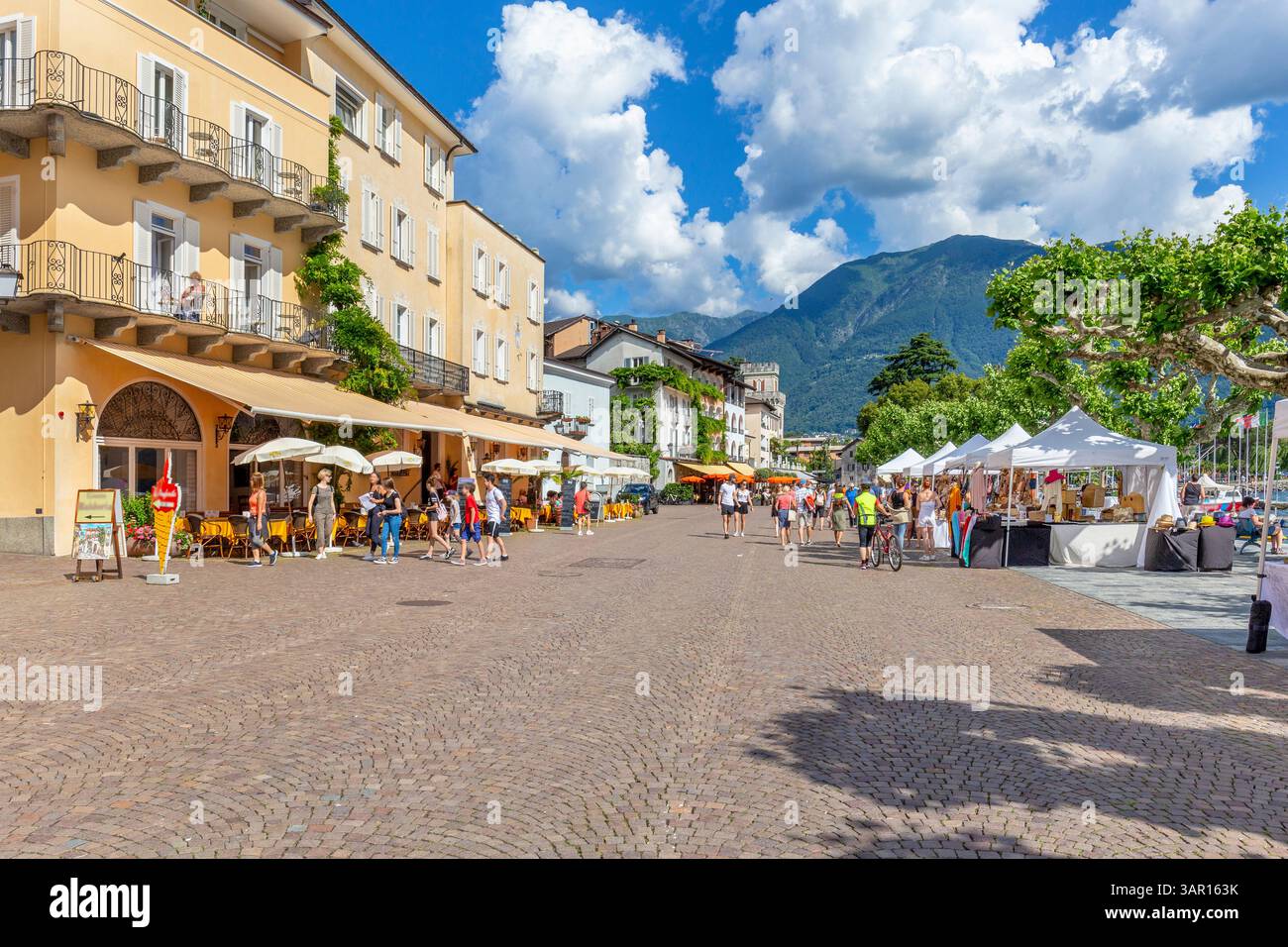 Ascona, Canton Tessin, Suisse, 09 juin 2023. Vue du centre-ville d'Ascona, dans le canton Tessin district , Suisse Banque D'Images