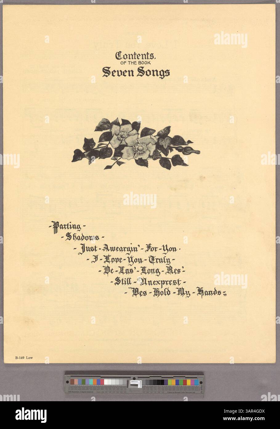 Cette partition pour la chanson 'I Love You Truly' de Carrie Jacobs-Bond comprend des arrangements vocaux et des instructions de performance. La couverture note la gamme vocale comme faible dans EB, avec des notations détaillées pour la performance vocale. Des publicités supplémentaires et des extraits d'autres œuvres du compositeur sont inclus à l'intérieur et à l'arrière des couvertures. Le numéro de plaque est B-149-2, et la gamme vocale est indiquée comme BB3-AB4 sur la page. Banque D'Images