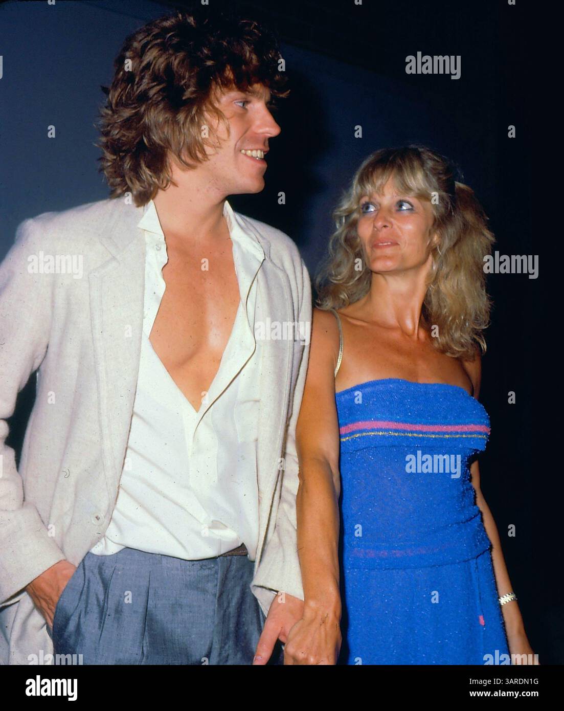 28 janvier 2010 - JEFF CONAWAY avec RONA NEWTON JOHN. JEFFCONAWAYRETRO(crédit image : © Globe photos/ZUMApress.com) Banque D'Images
