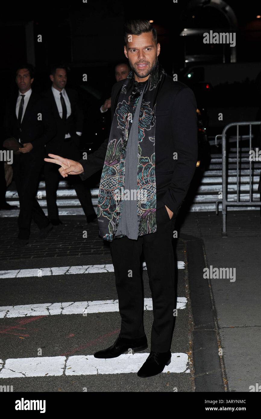 24 octobre 2013 - New York, NY, USA - Ricky Martin assiste à Giorgio Armani One Night Only NYC au SuperPier le 24 octobre 2013 à New York. Assiste à Giorgio Armani One Night Only NYC au SuperPier le 24 octobre 2013 à New York (crédit image : © Kristin Callahan - Ace Pictures/Ace Pictures/ZUMAPRESS.com) Banque D'Images