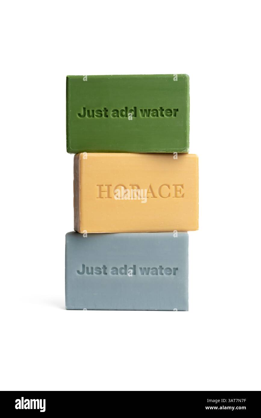 Les barres de savon Horace sont des nettoyants naturels et végétaliens fabriqués en Provence, en France, à partir d'ingrédients 99,9% naturels. Banque D'Images