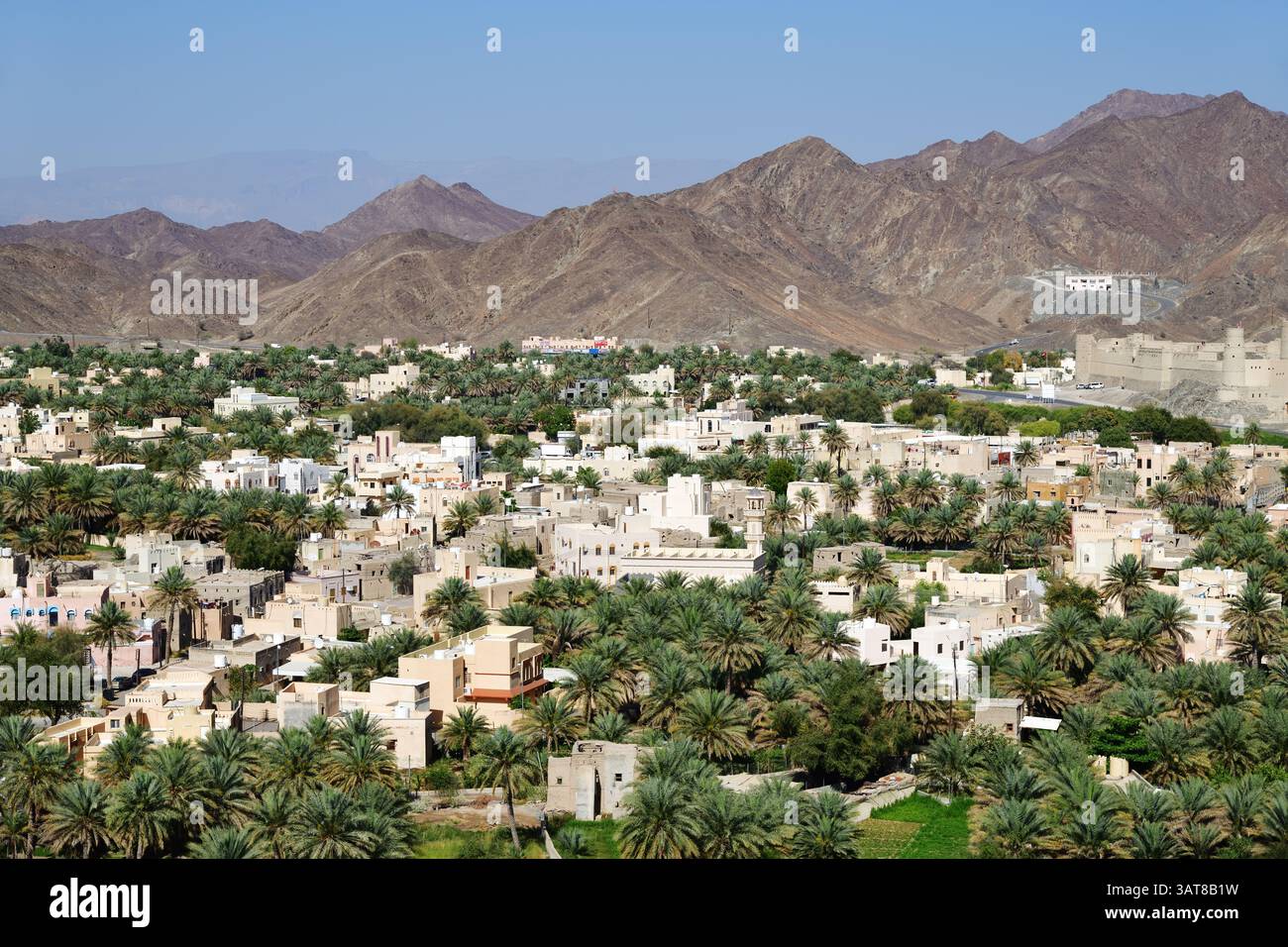 Bahla est une ville, située à 40 km de Nizwa, et à environ 200 km de la capitale d'Oman Mascate qui se trouve dans le gouvernorat ad Dakhiliyah du Sultanat O. Banque D'Images