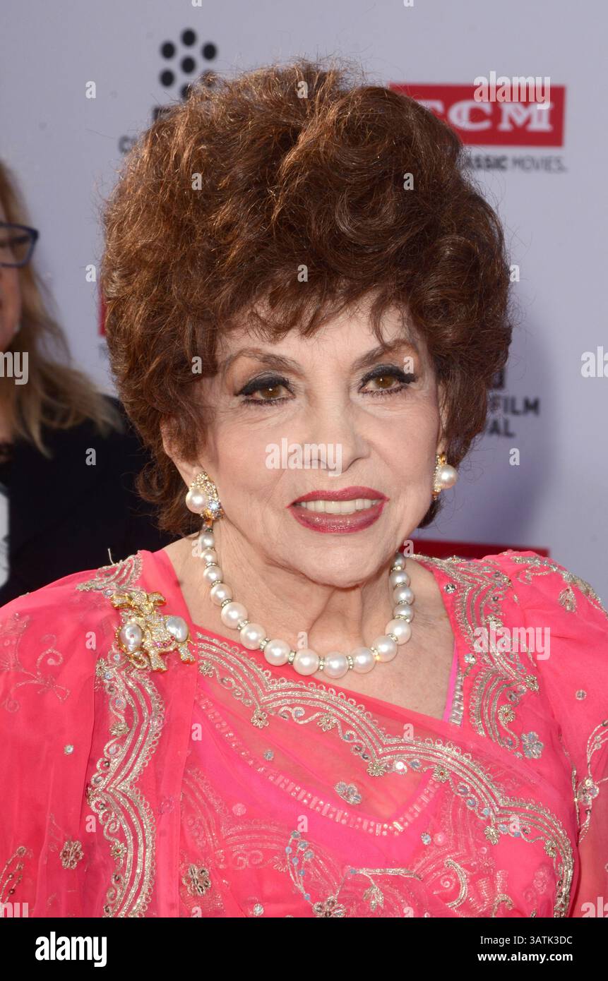28 avril 2016 - Los Angeles, CA, États-Unis - LOS ANGELES - APR 28 : Gina Lollobrigida au Festival du film classique TCM soirée d'ouverture tapis rouge au TCL Chinese Theater IMAX le 28 avril 2016 à Los Angeles, CA (crédit image : © hPa/Newscom via ZUMA Press) Banque D'Images