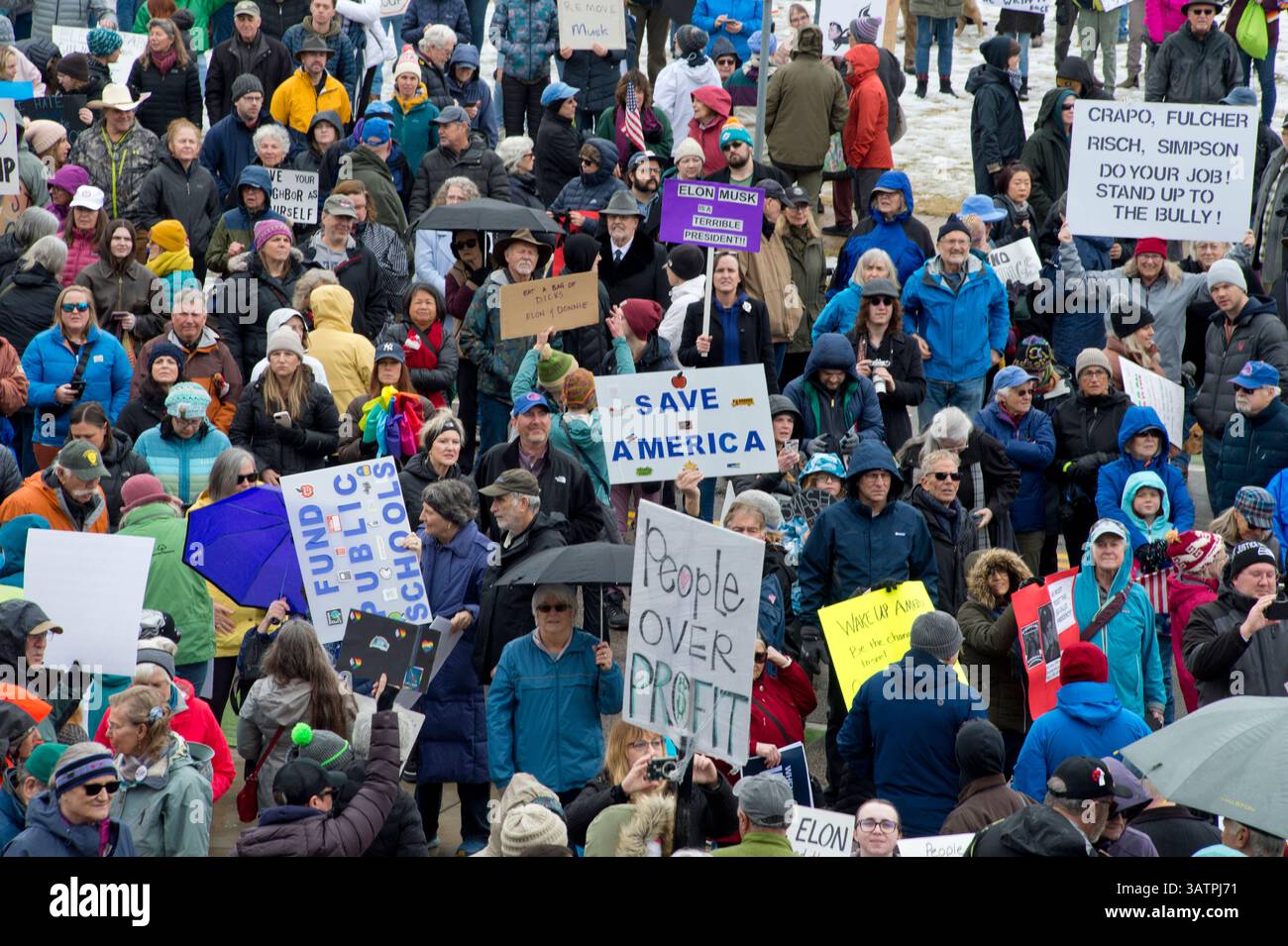 50501 rassemblement de protestation le 17 février 2025 le jour de la fête du Président au Capitole de l'État de l'Idaho à Boise ID Banque D'Images