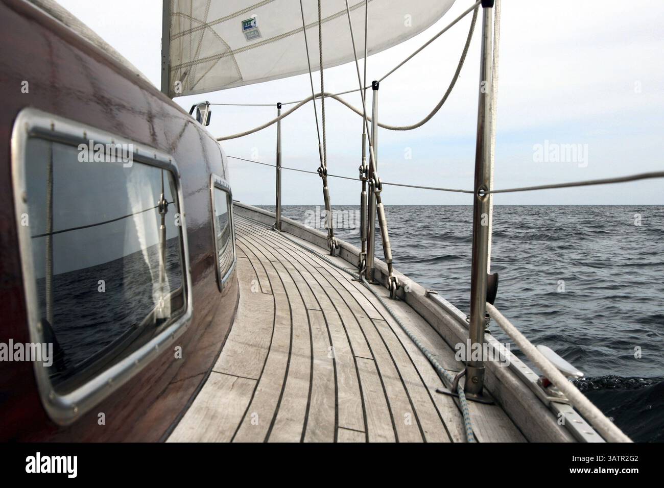 A bord d'un yacht à voile - à bord du voilier Banque D'Images
