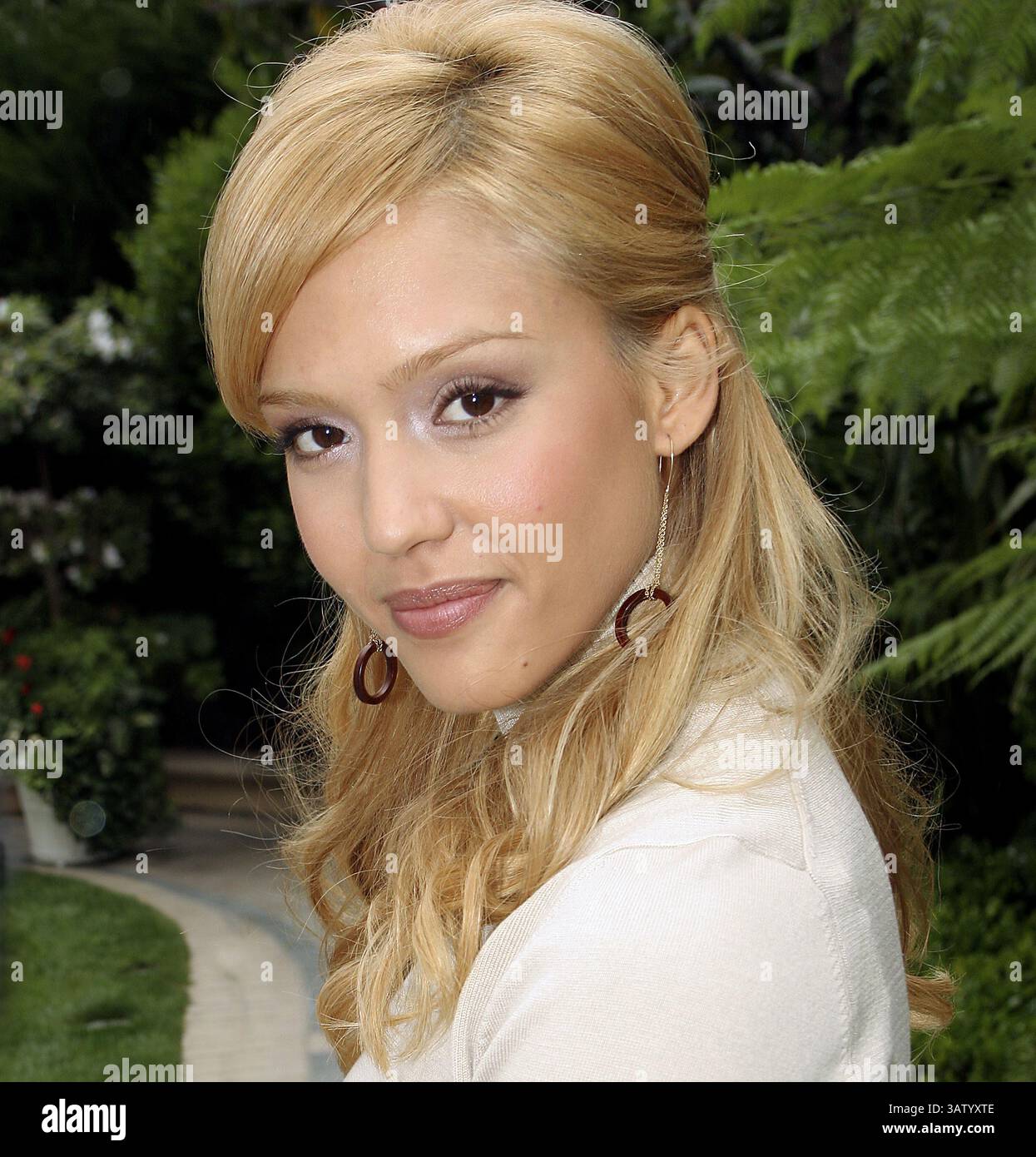 19 Mars 2005 Hollywood Californie tats Unis JESSICA ALBA 19-mars-2005-hollywood-californie-tats-unis-jessica-alba