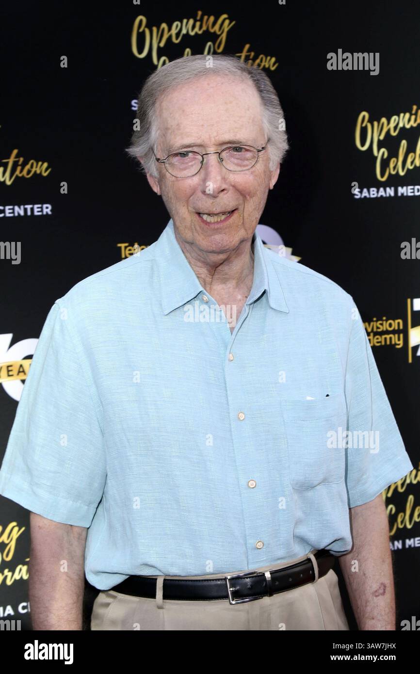 2 juin 2016 - North Hollywood, CA, USA - LOS ANGELES - 2 juin : Bernie Kopell au Gala du 70e anniversaire de la Television Academy au Saban Theater le 2 juin 2016 à North Hollywood, CA (crédit image : © hPa/Newscom via ZUMA Press) Banque D'Images