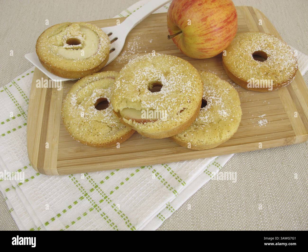Beignets de pommes cuits au four Banque D'Images