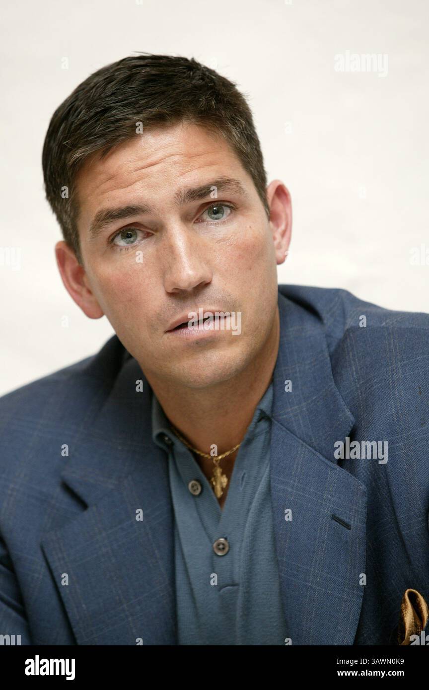 11 février 2004 - Hollywood, Californie, États-Unis - Jim Caviezel à la séance de presse pour le film controversé la passion des Christ.in Beverly Hills, Californie. 11 février 2004 (image crédit : © Armando Gallo/ZUMA Studio) Banque D'Images