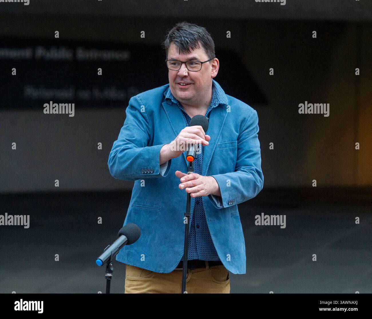 Festival Fringe d'Édimbourg. Graham Linehan show, devant le parlement écossais à Holyrood, Édimbourg, Écosse Banque D'Images