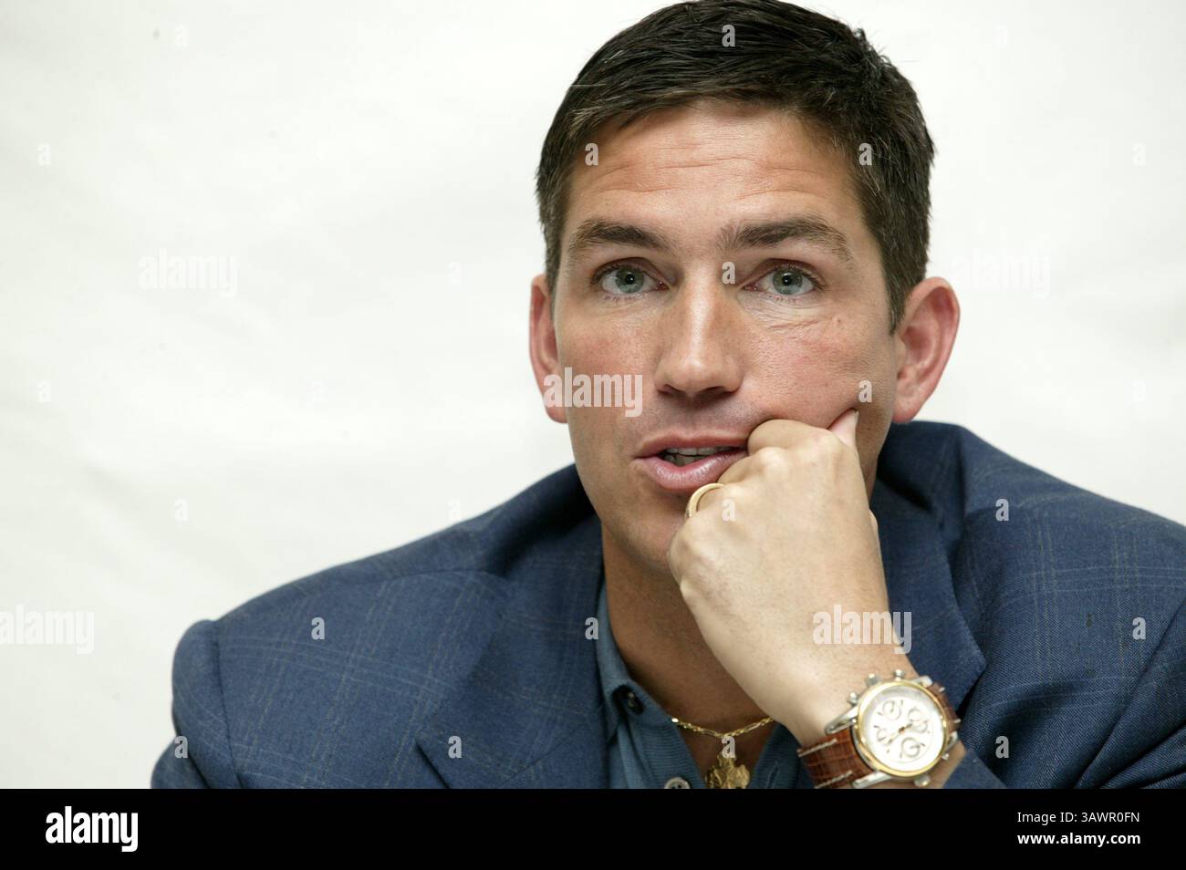 11 février 2004 - Hollywood, Californie, États-Unis - Jim Caviezel à la séance de presse pour le film controversé la passion des Christ.in Beverly Hills, Californie. 11 février 2004 (image crédit : © Armando Gallo/ZUMA Studio) Banque D'Images