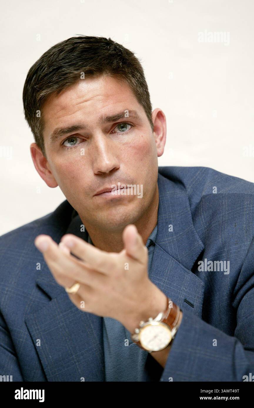 11 février 2004 - Hollywood, Californie, États-Unis - Jim Caviezel à la séance de presse pour le film controversé la passion des Christ.in Beverly Hills, Californie. 11 février 2004 (image crédit : © Armando Gallo/ZUMA Studio) Banque D'Images