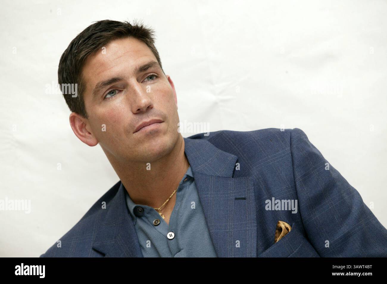 11 février 2004 - Hollywood, Californie, États-Unis - Jim Caviezel à la séance de presse pour le film controversé la passion des Christ.in Beverly Hills, Californie. 11 février 2004 (image crédit : © Armando Gallo/ZUMA Studio) Banque D'Images