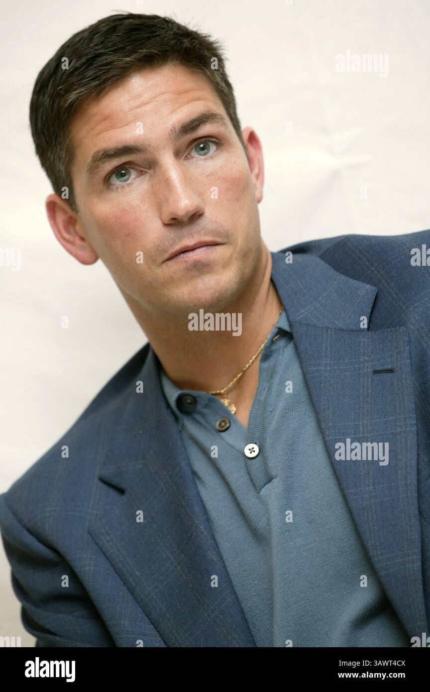 11 février 2004 - Hollywood, Californie, États-Unis - Jim Caviezel à la séance de presse pour le film controversé la passion des Christ.in Beverly Hills, Californie. 11 février 2004 (image crédit : © Armando Gallo/ZUMA Studio) Banque D'Images