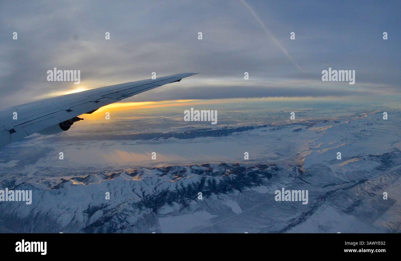 Août 1, 2016 - États-Unis - après des années de travail, une équipe de scientifiques et d'ingénieurs de la NASA est sur le point de réaliser un objectif de vie : construire un instrument suffisamment puissant et précis pour recueillir 24 heures sur 24 des mesures du dioxyde de carbone (CO2) atmosphérique mondial depuis l'espace. L'instrument, appelé le sondeur de CO2 Lidar, est un concurrent solide pour une mission potentielle de surveillance du carbone de prochaine génération, la détection active des émissions de CO2 au cours des nuits, des jours et des saisons, ou DES ASCENSIONS. Les ingénieurs et les scientifiques du Goddard Space Flight Center de la NASA à Greenbelt, dans le Maryland, croient qu'ils peuvent plaider en faveur de cette technologie Banque D'Images