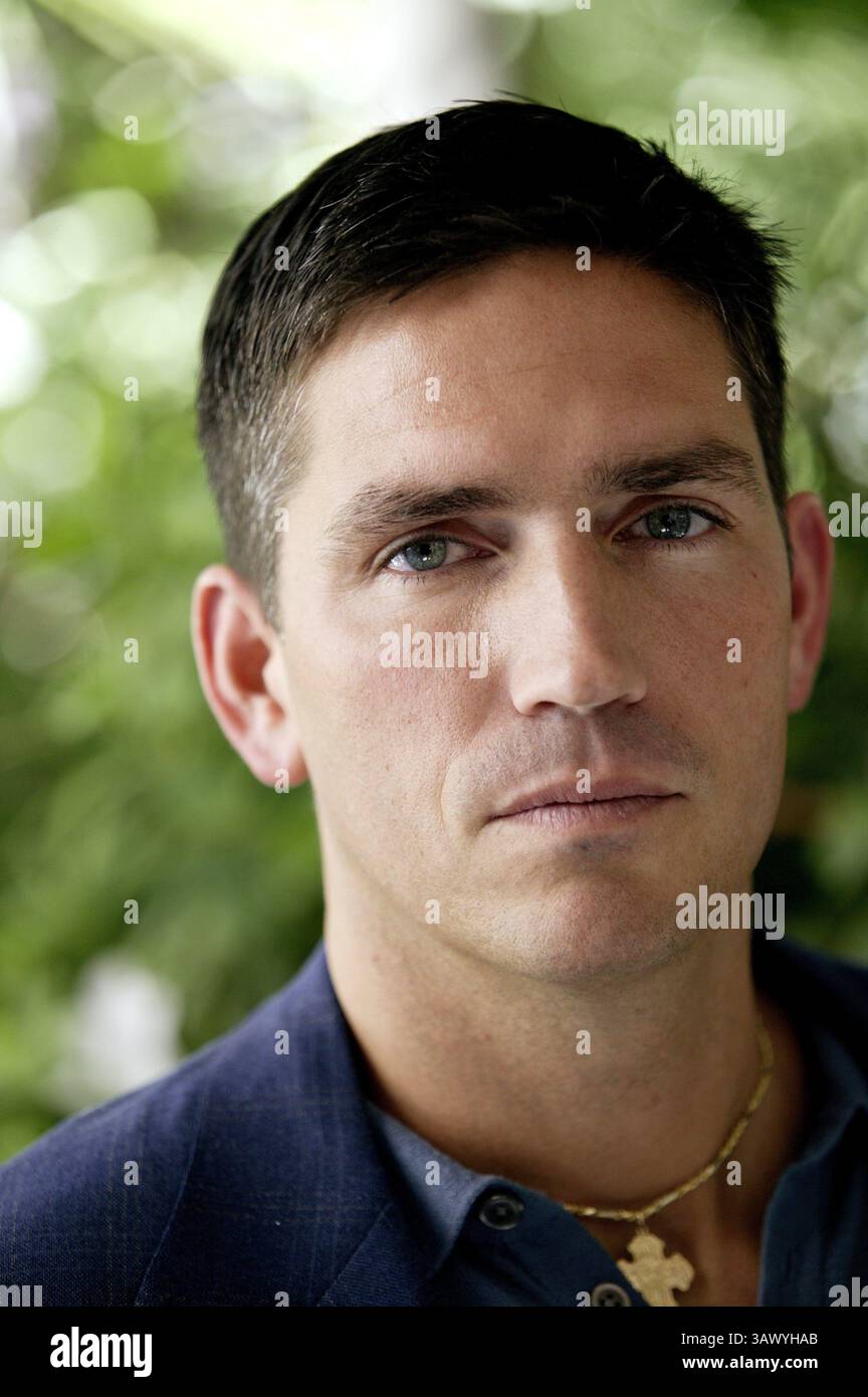11 février 2004 - Hollywood, Californie, États-Unis - Jim Caviezel à la séance de presse pour le film controversé la passion des Christ.in Beverly Hills, Californie. 11 février 2004 (image crédit : © Armando Gallo/ZUMA Studio) Banque D'Images