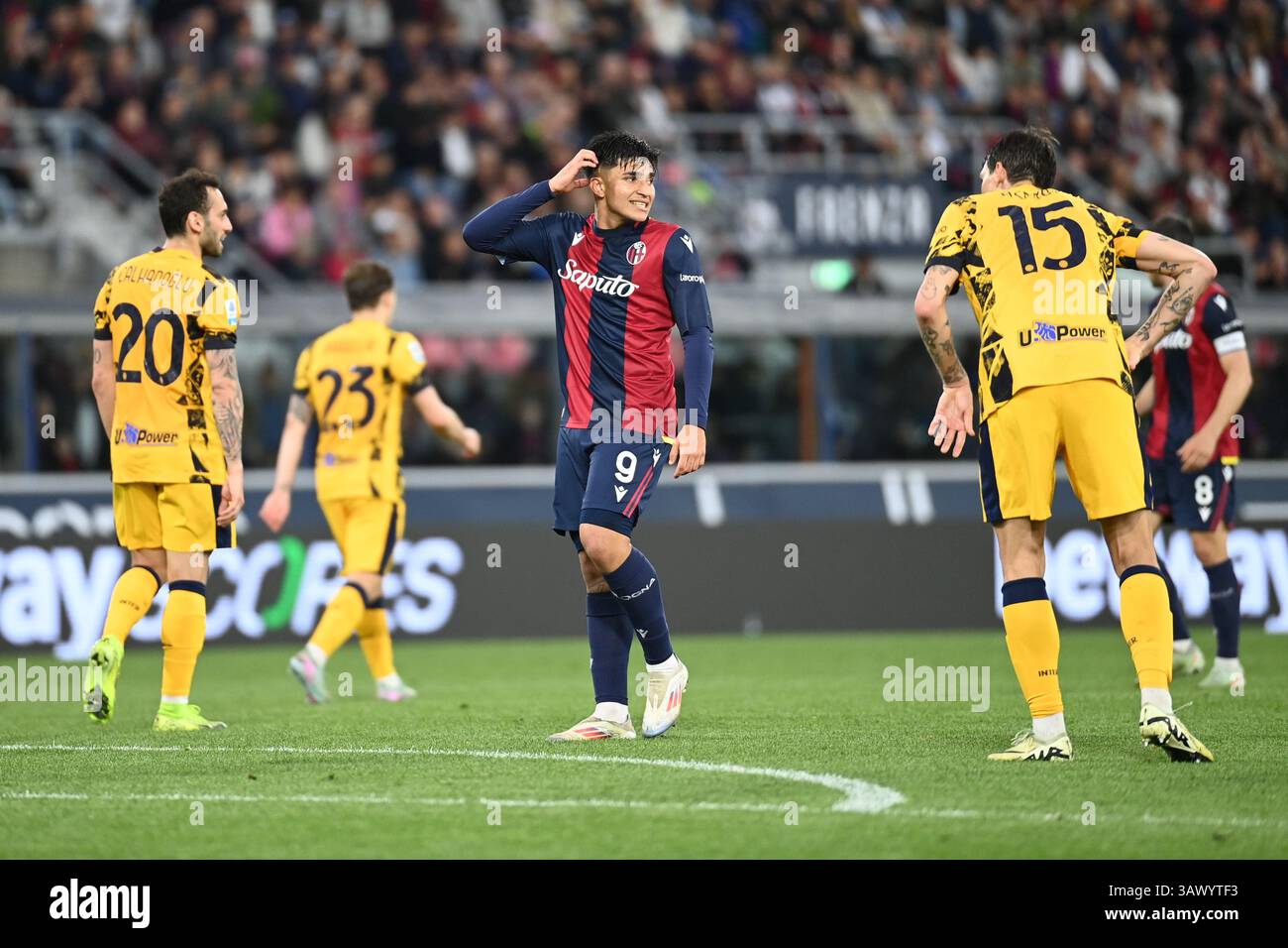 Bologne, Italie. 20 avril 2025. Santiago Castro (Bologna FC) déçu lors du Bologna FC vs Inter - FC Internazionale, match de football italien Serie A à Bologne, Italie, 20 avril 2025 crédit : Independent photo Agency/Alamy Live News Banque D'Images