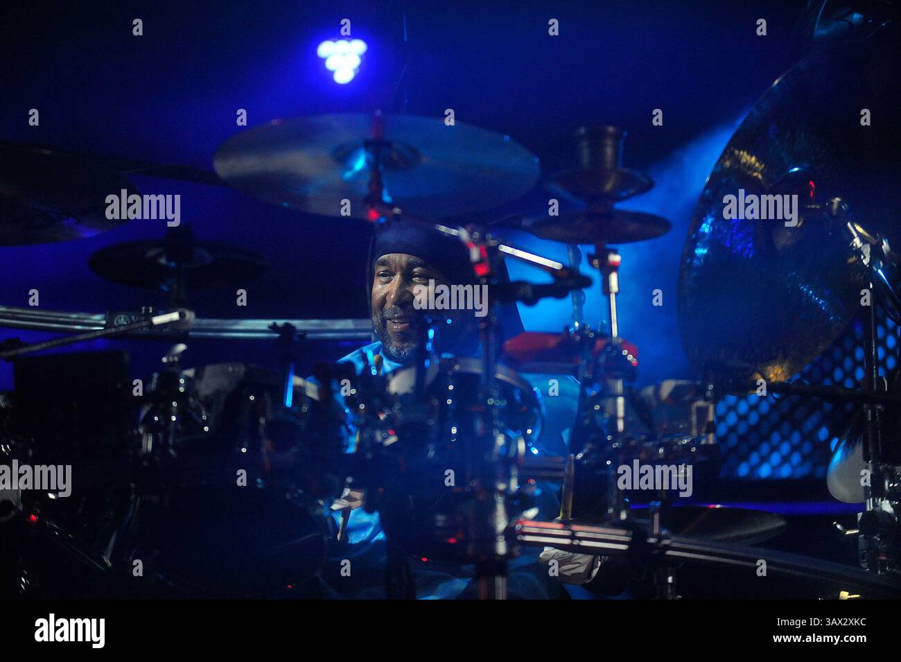 27 juillet 2016 - City, Floride, États-Unis - OCTAVIO JONES | Times . Carter Beauford joue un solo lors du concert du Dave Matthews Band au MidFlorida Credit Union Amphitheatre de Tampa le mercredi 27 juillet 2016. (Crédit image : © Octavio Jones/Tampa Bay Times via ZUMA Wire) Banque D'Images