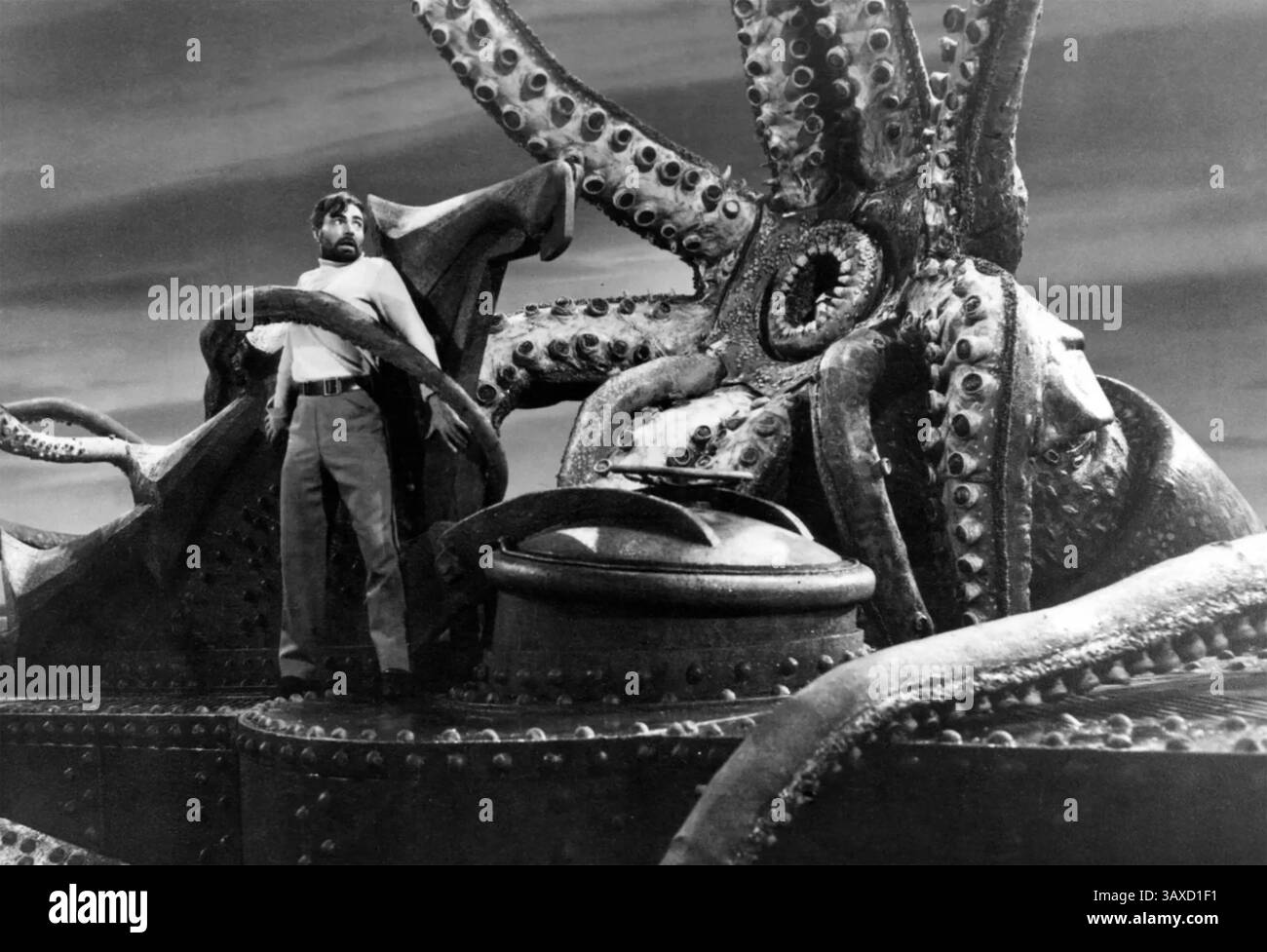 20 000 ligues sous la mer 1954 Buena Vista distribution film avec James Mason Banque D'Images