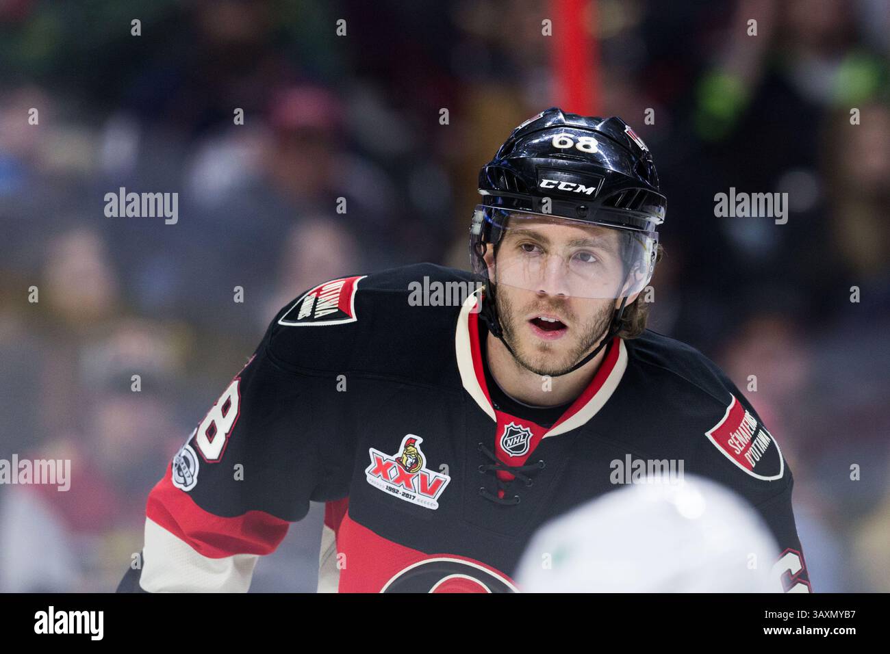 9 février 2017 : les sénateurs d’Ottawa quittent l’aile Mike Hoffman (68 ans) lors du match de la LNH opposant les Stars de Dallas aux sénateurs d’Ottawa au Centre Canadian Tire à Ottawa, Ontario, Canada. Les sénateurs d’Ottawa ont gagné le match par un score de 3-2. Daniel Lea/CSM(image de crédit : &copy ; Daniel Lea/CSM via ZUMA Wire) Banque D'Images