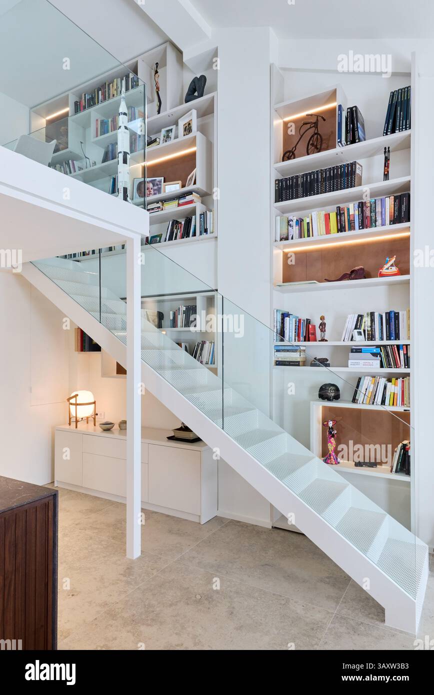 Escalier, duplex, design d'intérieur, Donostia, Saint-Sébastien, Gipuzkoa, pays Basque, Espagne Banque D'Images