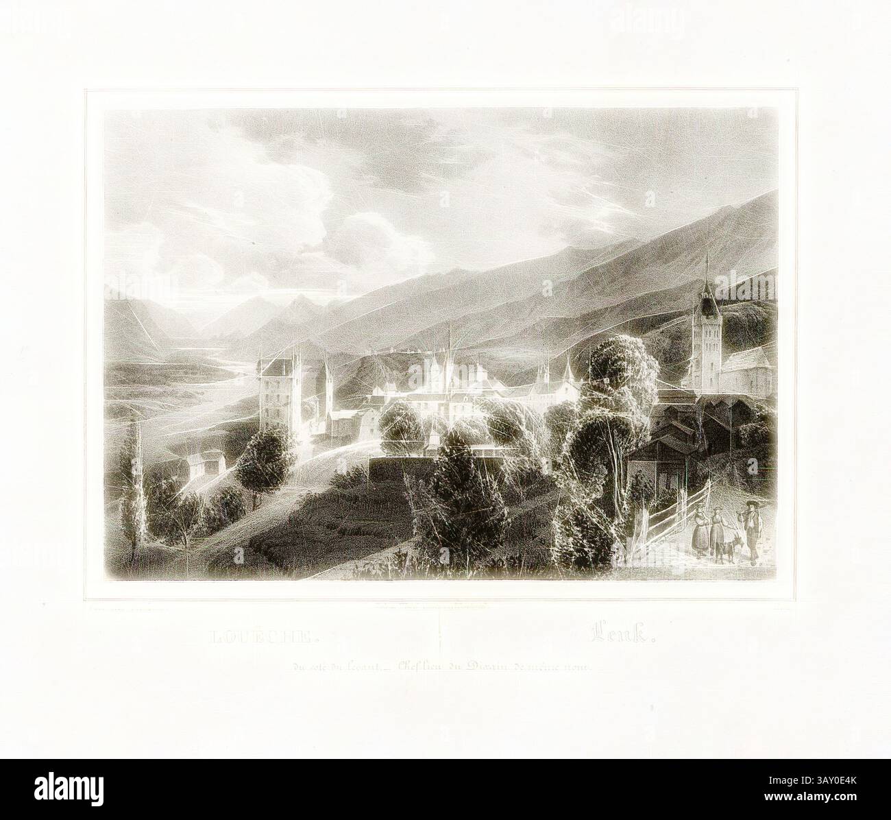 Un paysage serein met en valeur un village pittoresque niché parmi les collines et les montagnes, avec une rivière serpentant à travers la vallée. La scène est parsemée de charmants bâtiments, d'arbres et d'animaux de pâturage paisibles, le tout sous un ciel dramatique rempli de nuages., Loueche. Du côté de la montée. Chef-lieu du dixain du même nom, vue de Leuk, en arrière-plan à gauche : Rhône et vallée du Rhône, signé : Ritz, planche 15, p. 33, Ritz, Lorenz Justin (del.), 1800, Lorenz Justin Ritz, Collection des principales vues et chef-lieux des dixains du canton du Valais. Sion : imprimerie de Schmid et Murma Banque D'Images
