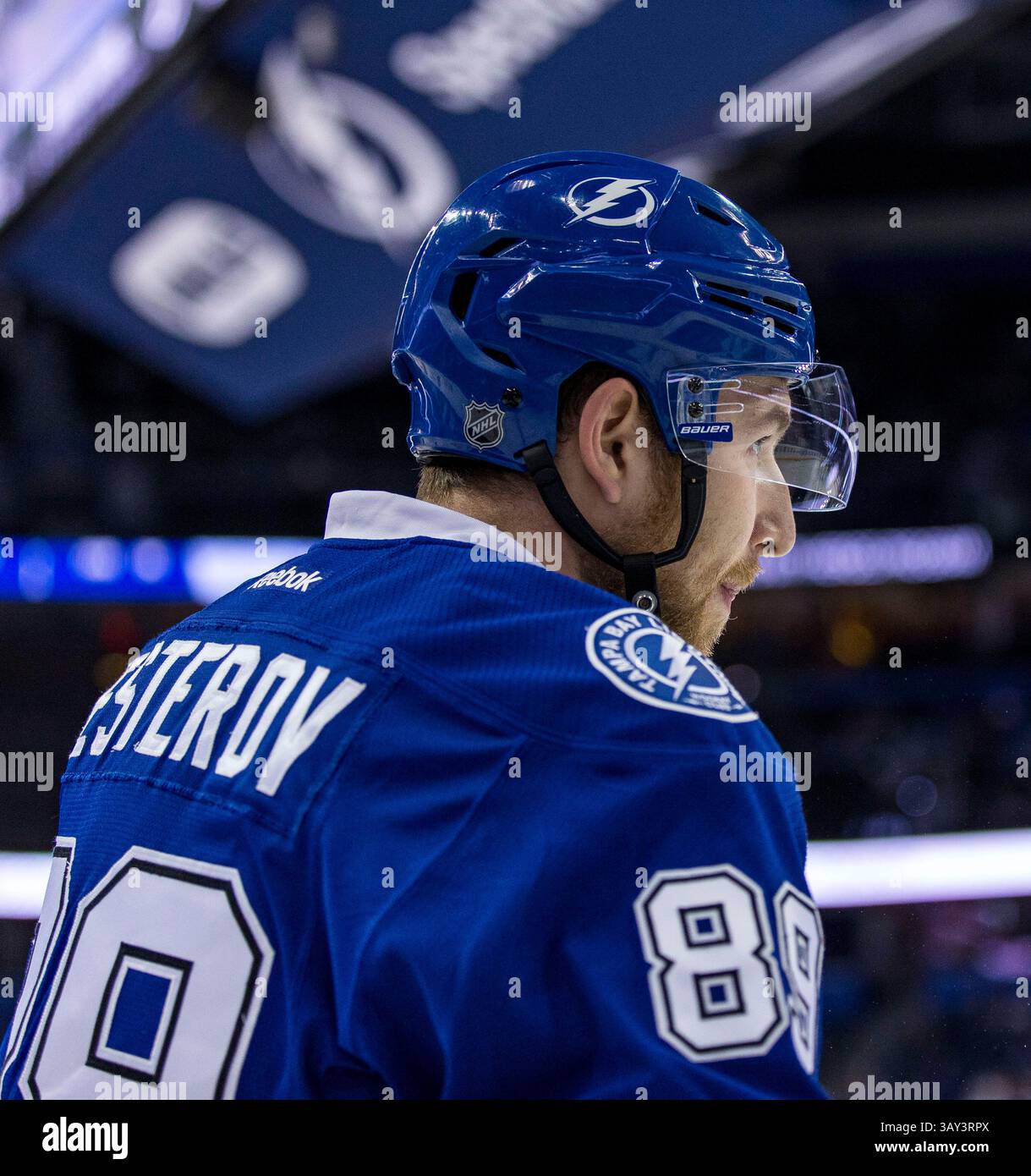 20 octobre 2016 : Nikita Nesterov, défenseur du Lightning de Tampa Bay (89 ans) avant le match entre l'Avalanche du Colorado et le Lightning de Tampa Bay à l'Amalie Arena de Tampa, en Floride. Del Mecum/CSM(image de crédit : © ; Del Mecum/CSM via ZUMA Wire) Banque D'Images