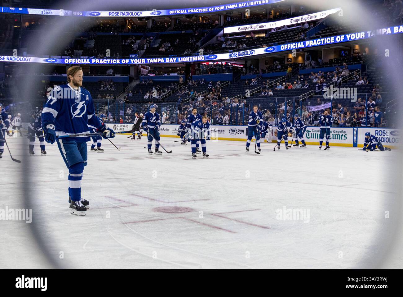 20 octobre 2016 : Braydon Coburn, défenseur du Lightning de Tampa Bay (), Tampa Bay Lightning aile gauche Jonathan Drouin (27), Tampa Bay Lightning aile gauche Ondrej Palat (18), Tampa Bay Lightning Center Steven Stamkos (91), Tampa Bay Lightning Defenseman Victor Hedman (77), Tampa Bay Lightning Defenseman Andrej Sustr (62), Tampa Bay Lightning Center Cedric Tampa Tampa Tampa Tampa Tampire Bay Amalight Arena (55), Tampa Tampa Tampa, Tampire Bay, Tampa Tampa Tampire Bay, le 23 avant la Floride, le 23. Del Mecum/CSM(image de crédit : &copy ; Del Mecum/CSM via ZUMA Wire) Banque D'Images