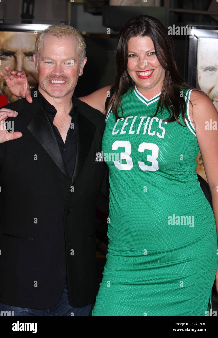 03 juin 2010 - Hollywood, Californie, États-Unis - L'acteur NEAL MCDONOUGH et RUVE MCDONOUGH lors de la première de 'The A-Team' au Manns Grauman Chinese Theater à Hollywood. (Crédit image : © Glenn Weiner/ZUMApress.com) Banque D'Images