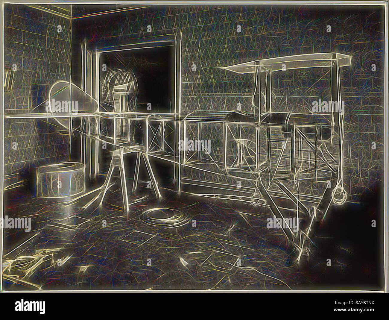 Une pièce faiblement éclairée dispose d'un agencement unique de meubles, y compris une table et une chaise, accentué par un jeu intrigant de lignes et de formes qui créent une atmosphère éthérée. Les murs affichent un motif géométrique, tandis que les ombres jouent sur le sol, ajoutant de la profondeur à la scène., photographie - fuselage du biplan partiellement construit de Basil Watson dans la maison familiale, Elsternwick, Victoria, 1916, partie d'un album photographique commémoratif produit par Sears' Studios, Melbourne, documentant le travail de Basil Watson dans la construction d'un biplan à la maison familiale 'Foilacleugh' à Elsternwick Banque D'Images