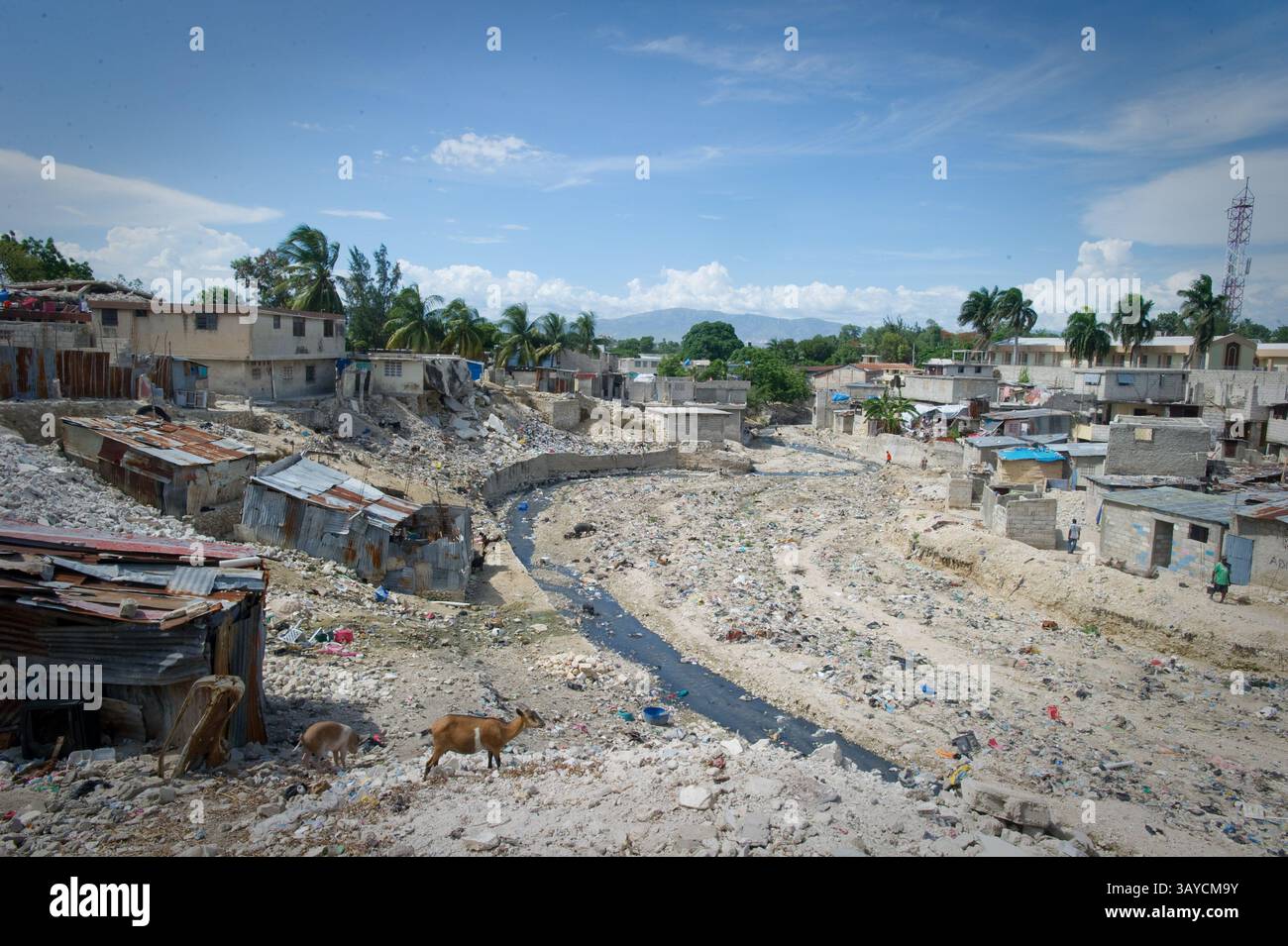 01 juil. 2010 - Port au Prince, Haïti - le quartier de Delmas à Port au Prince six mois après le tremblement de terre haïtien. (Crédit image : © Jessica Brandi Lifland/ZUMApress.com) Banque D'Images 01 juil. 2010 - Port au Prince, Haïti - le quartier de Delmas à Port au Prince six mois après le tremblement de terre haïtien. (Crédit image : © Jessica Brandi Lifland/ZUMApress.com) Banque D'Images