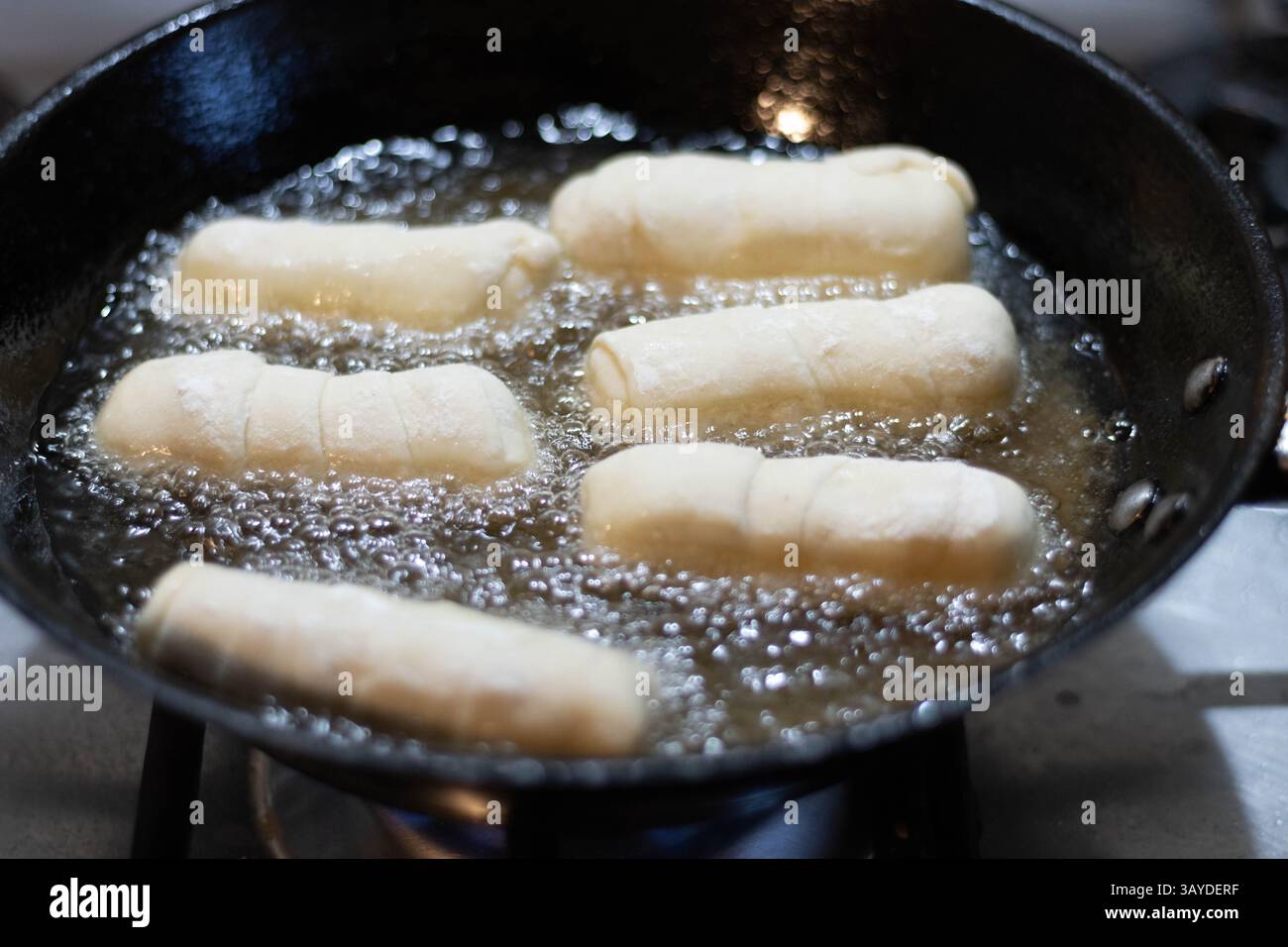 Doigts de fromage frits, tequenos farcis de fromage blanc. Photo de haute qualité Banque D'Images