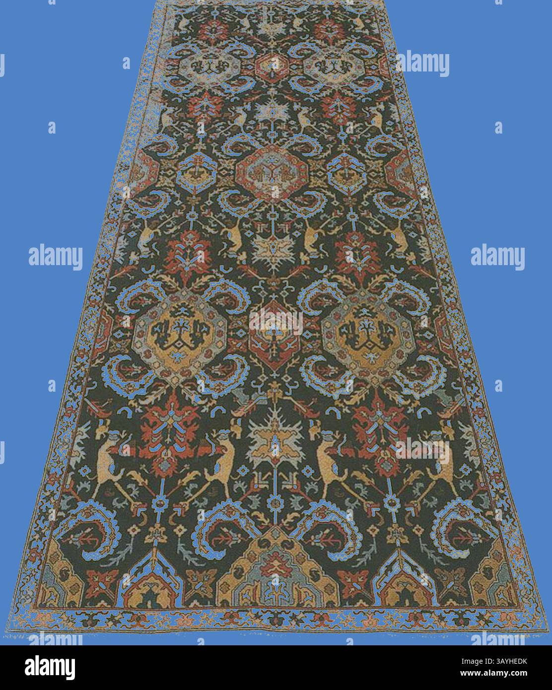 Un tapis complexe avec des motifs ornés aux couleurs vives, représentant des motifs floraux et géométriques, aux côtés de créatures mythiques dans un fond riche et sombre. Tapis, XVIIIe siècle, Caucase du Sud, Karabagh, Caucase, laine, tissage Uni avec trames enveloppantes supplémentaires formant poil coupé grâce à une technique connue sous le nom de 'Turkish (Ghiordes) noeuds Art classique avec une touche moderne réinventée par Artotop Banque D'Images