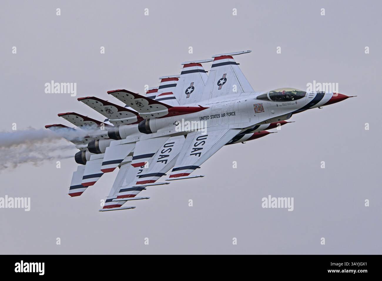 Wings Over West Texas 4-18-2025 Dyess AFB, TX États-Unis escadron de démonstration de l'USAF Thunderbirds se produisant au Wings Over West Texas Air Show à Dyess Banque D'Images