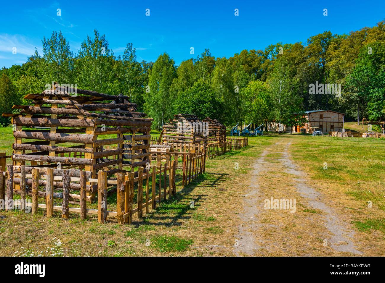 Journée d'été à la forteresse de Boyen à Gizycko, Pologne. IMAGE Banque D'Images