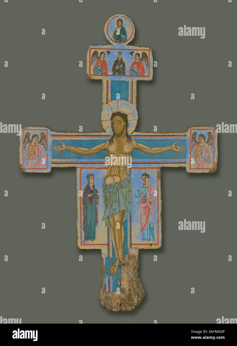 Une croix en bois présente une représentation centrale du Christ crucifié, entourée de scènes peintes d'anges et de saints. Les couleurs riches et les figures détaillées mettent en valeur un mélange de thèmes religieux et d'art, évoquant un sentiment de vénération et de spiritualité. Crucifix, 1230/40, maître du Crucifix Bigallo, italien, actif vers 1225-65, Italie, Tempera sur panneau, 191 × 127,2 cm (75 1/4 × 50 1/8 po) Art classique avec une touche moderne réinventé par Artotop Banque D'Images
