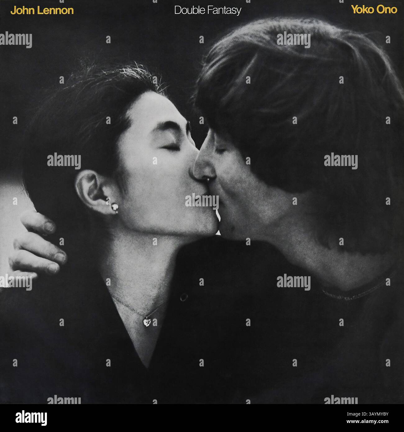 Reproduction photographique de la pochette de l'album de John Lennon et Yoko Ono, 'double Fantasy' de 1980 sur disque vinyle LP. Banque D'Images