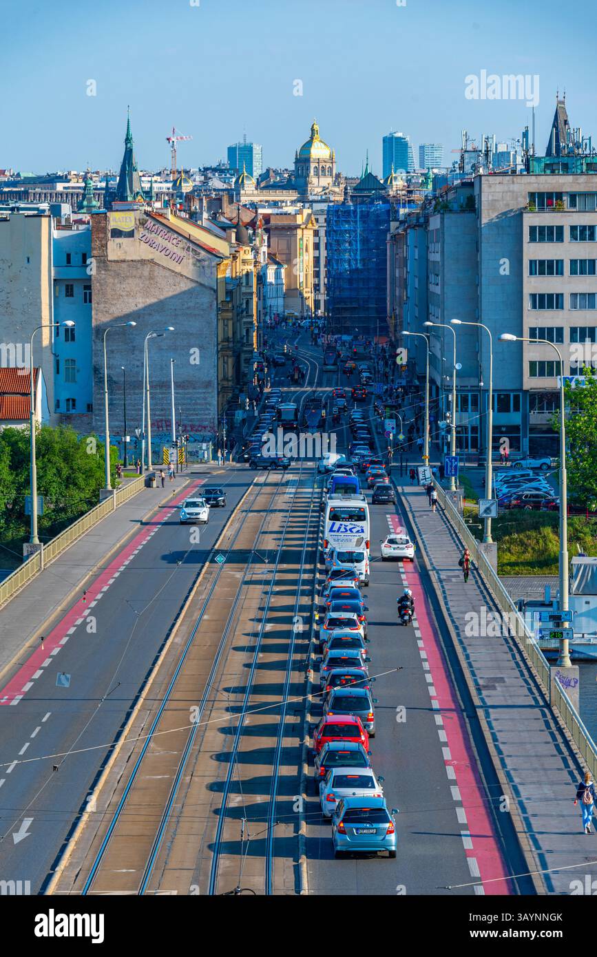Prague, république tchèque, 9 mai 2024 : pont Cechuv sur la rivière Vltava à Prague, république tchèque. IMAGE Banque D'Images