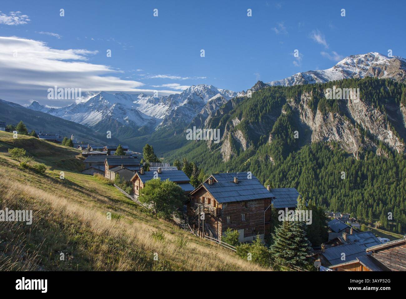 Village de montagne de Saint-Véran, la plus haute commune d'Europe et l'un des plus beaux villages de France, département des Hautes Alpes, Provence Alpes Banque D'Images