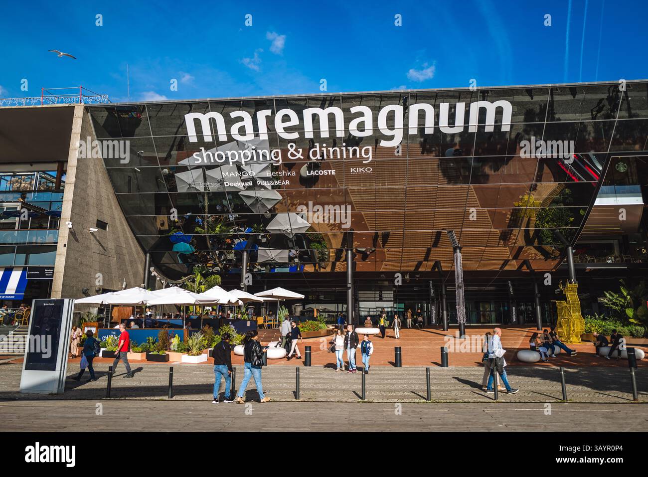 Image du Maremagnum dans le port maritime de Barcelone. Banque D'Images