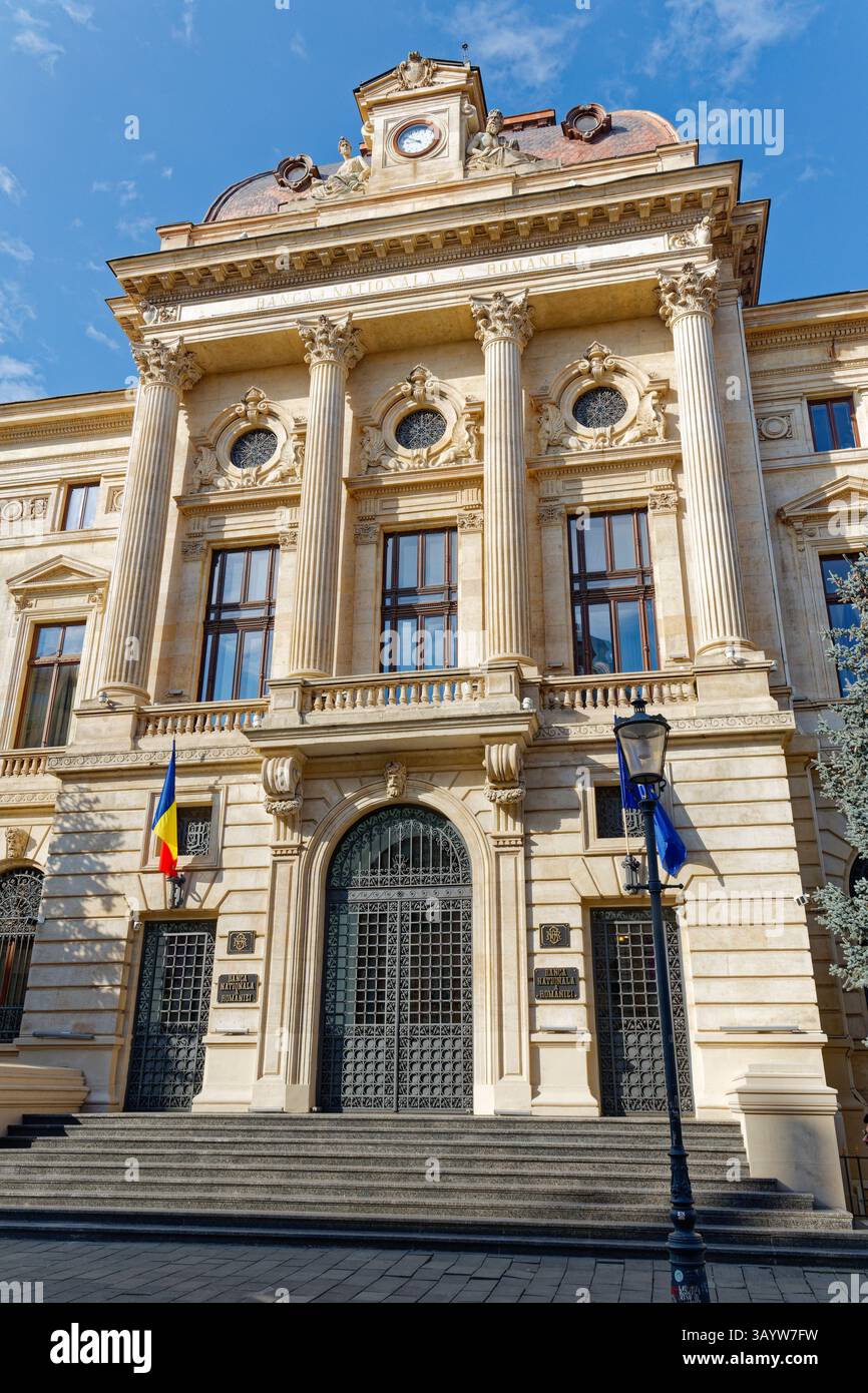 Façade du bâtiment de la Banque nationale de Roumanie / Banca Națională a României à Bucarest, Roumanie Banque D'Images